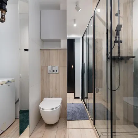 Downtown Chic By Bookinghost 아파트 슈체친