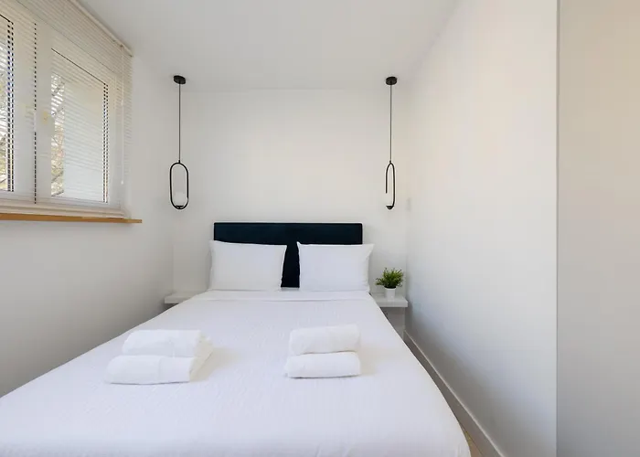 Downtown Chic By Bookinghost アパート *