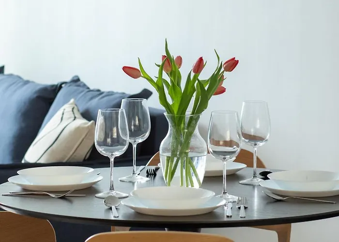 Downtown Chic By Bookinghost シュチェチン